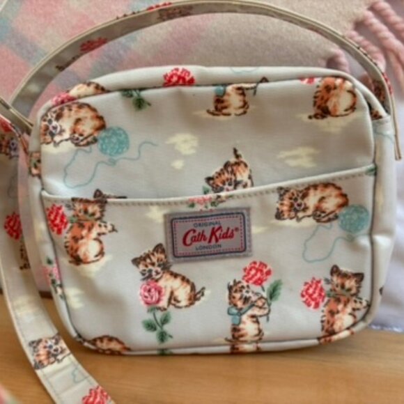 Kitten Print Sling bag Crossbody Cath Kidston Kids - Picture 1 of 15